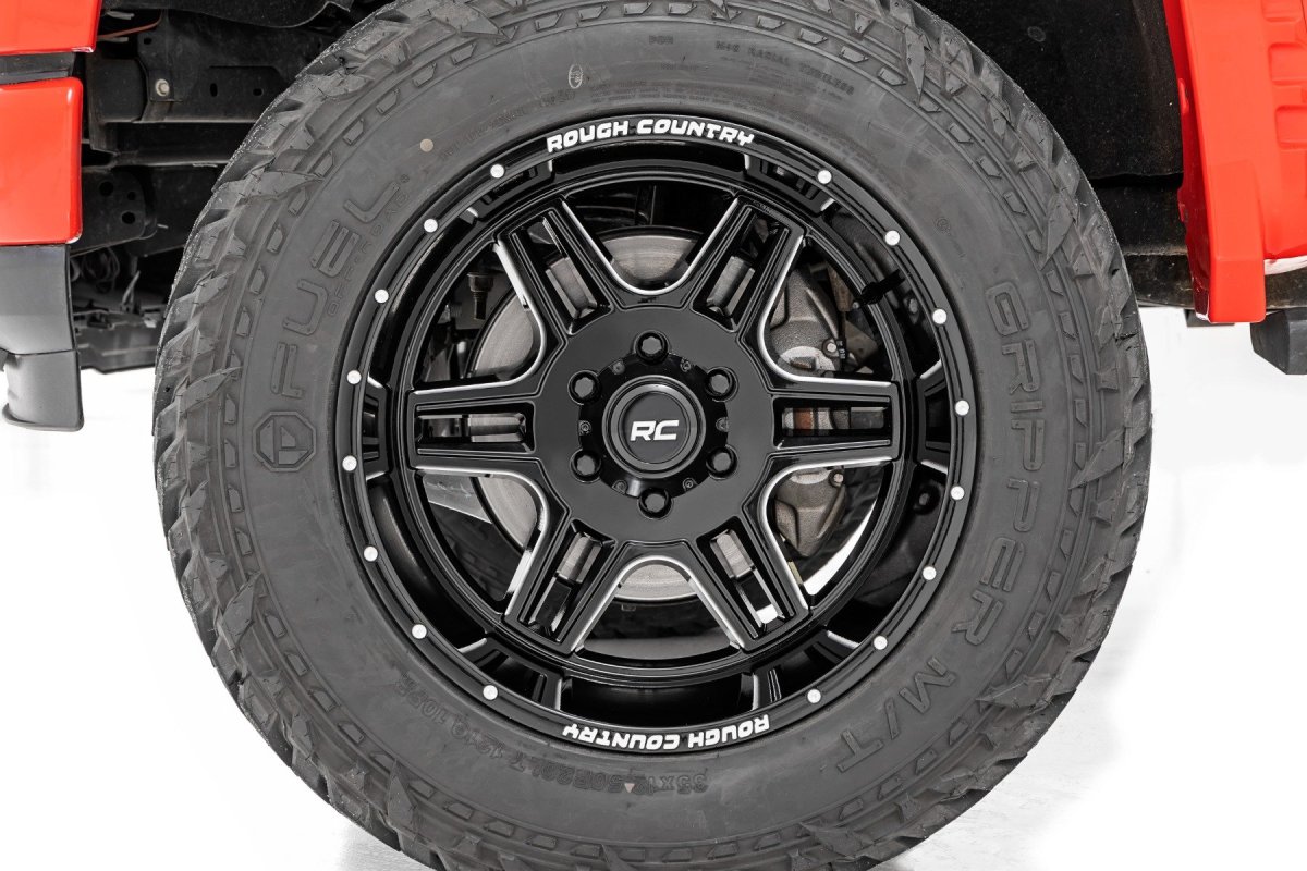 GMC Sierra 3500 HD Wheel - Rough Country - 92 Series - Gloss Black w/Milled Accents - '11-'29